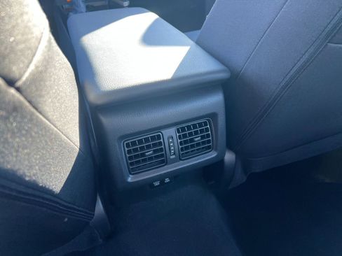 Used 2025 Toyota Camry LE image 24