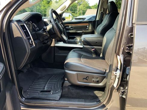 Used 2017 RAM 2500 Laramie AWD/4WD image 9