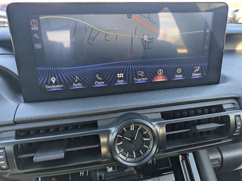 Used 2023 Lexus IS 500 image 13