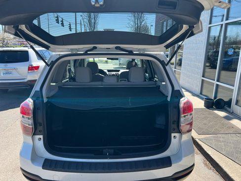Used 2014 Subaru Forester 2.5i image 15