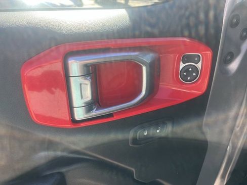 Used 2018 Jeep Wrangler Unlimited Sport S image 20