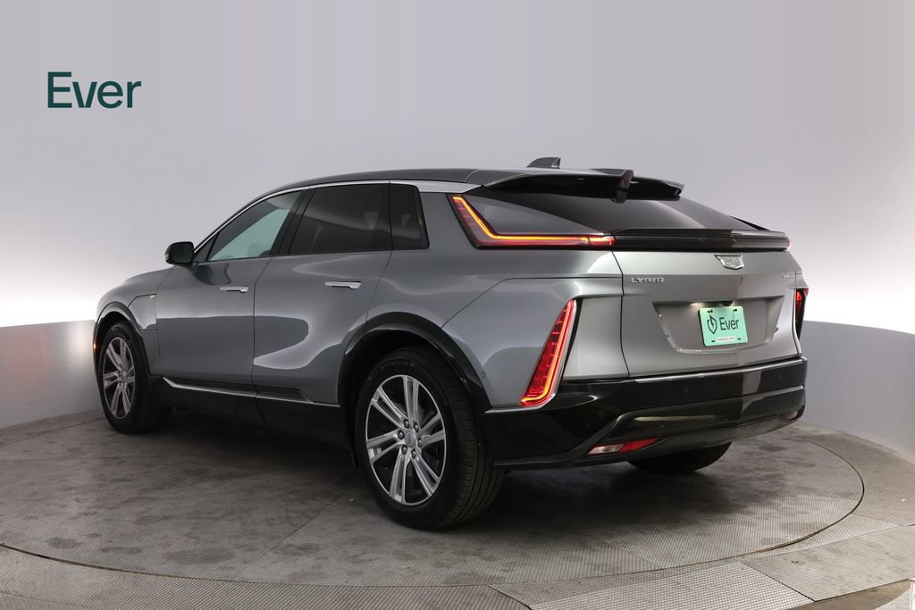 Used 2024 Cadillac Lyriq Tech w/ Driver Assist Package AWD/4WD image 17