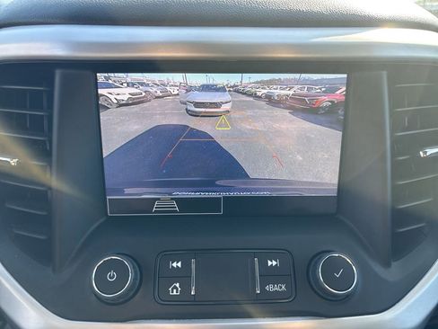 Used 2023 GMC Acadia SLE w/ Driver Convenience Package image 22