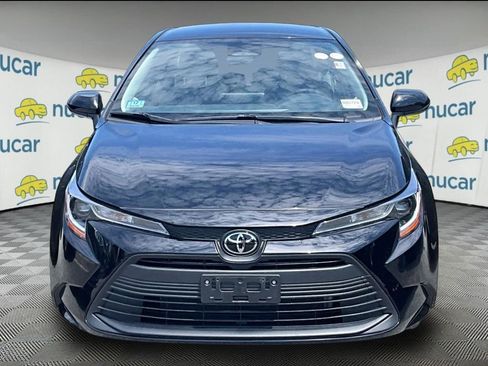 Used 2024 Toyota Corolla LE FWD image 2