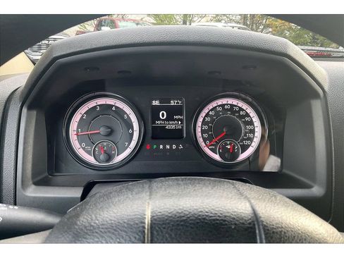 Used 2024 RAM 1500 Classic SLT image 20