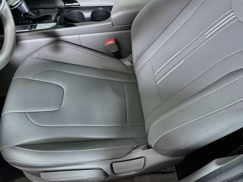 Used 2023 Hyundai Elantra SEL w/ Convenience Package FWD image 26
