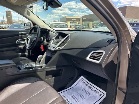 Used 2012 GMC Acadia SLT AWD/4WD image 30