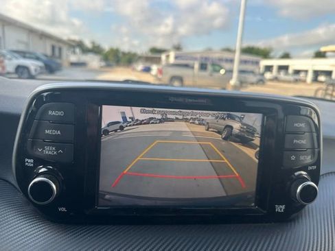 Used 2019 Hyundai Tucson Value FWD image 17