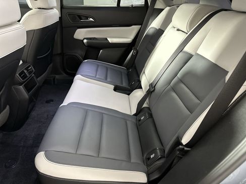 Used 2024 Honda Prologue Touring image 23