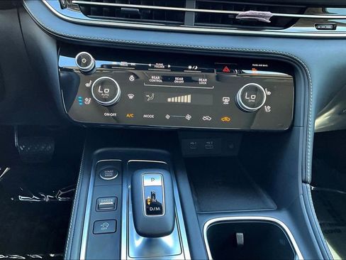 Used 2025 INFINITI QX60 Luxe image 32