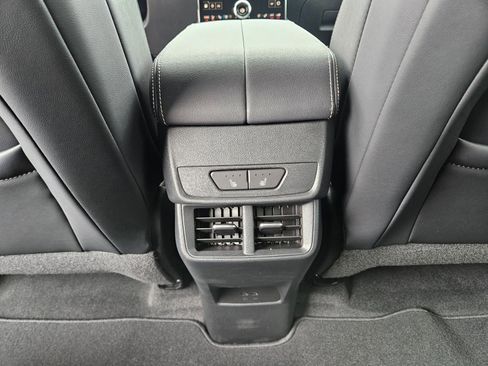 New 2026 GMC Terrain Elevation w/ Elevation Premium Package FWD image 25