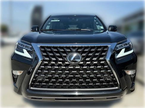 Used 2023 Lexus GX 460 Premium AWD/4WD image 2