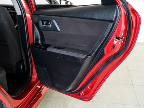 Used 2018 Toyota Corolla iM FWD image 41