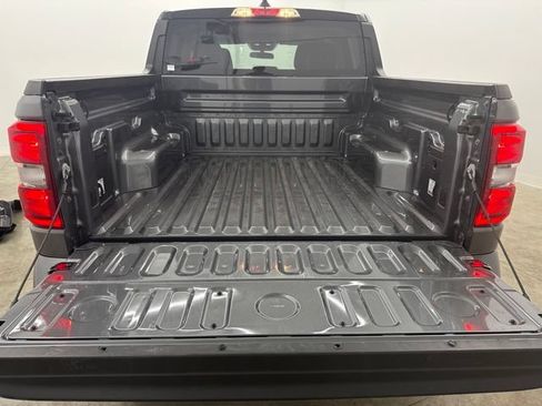 Used 2025 Ford Maverick Lobo AWD/4WD image 26