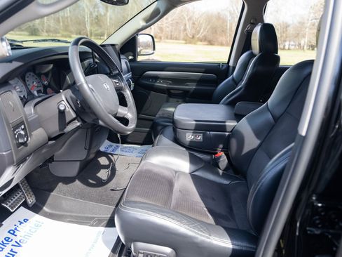 Used 2005 Dodge Ram 1500 Truck 2WD Quad Cab image 30