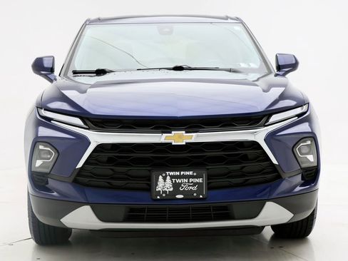 Used 2023 Chevrolet Blazer LT w/ Driver Confidence Package AWD/4WD image 4