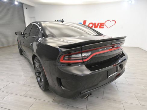 Used 2023 Dodge Charger Scat Pack w/ Plus Group RWD image 3