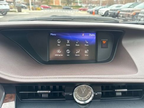 Used 2017 Lexus ES 350 image 18