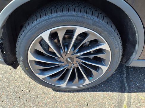 Used 2022 Lincoln Aviator Reserve w/ Equipment Group 201A image 21