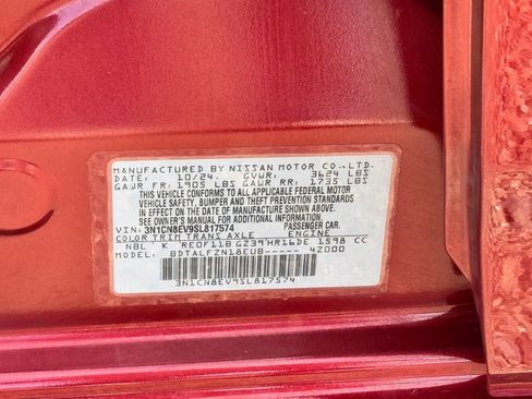 Certified 2025 Nissan Versa SV image 29