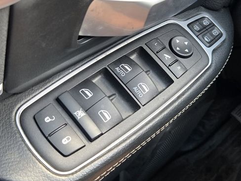 Used 2024 RAM 2500 Big Horn AWD/4WD image 28