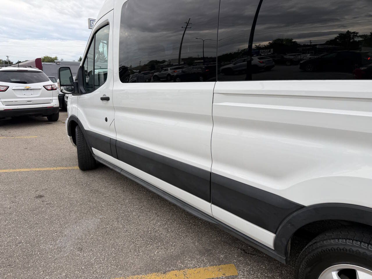 Used 2020 Ford Transit 350 XLT RWD image 21