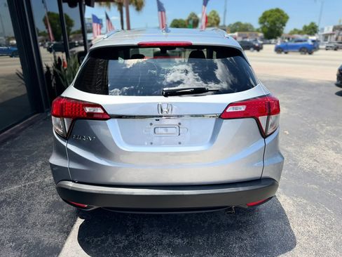 Used 2022 Honda HR-V EX image 10