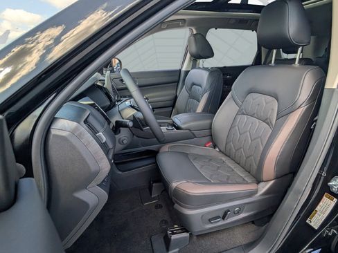 New 2026 Nissan Pathfinder Platinum AWD/4WD image 4
