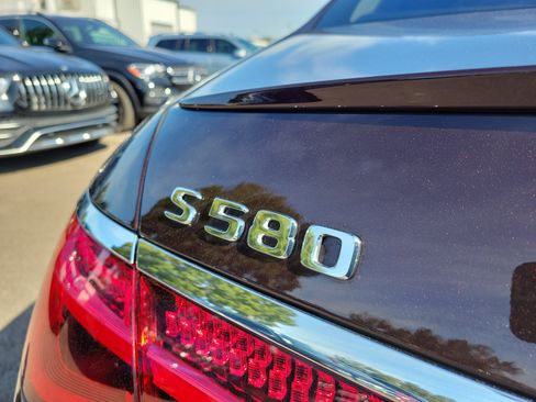 Certified 2022 Mercedes-Benz S 580 4MATIC Sedan image 6