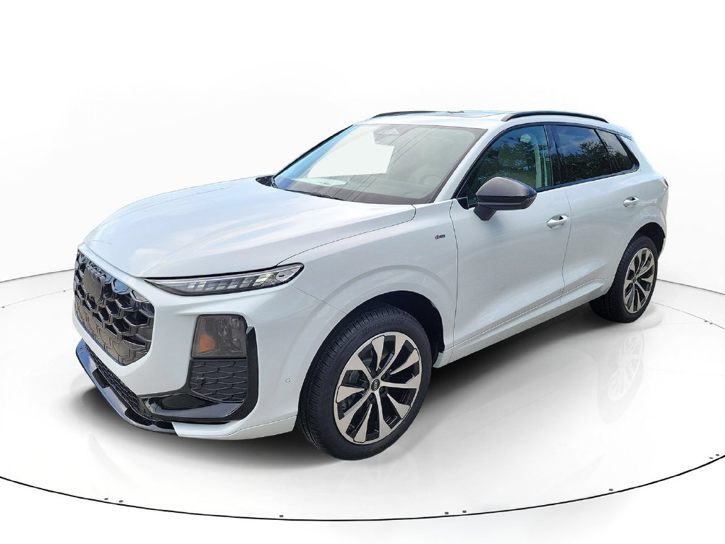 New 2026 Audi Q3 quattro 2.0T AWD/4WD image 2