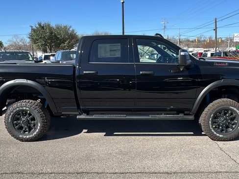 New 2026 RAM 2500 Tradesman AWD/4WD image 4