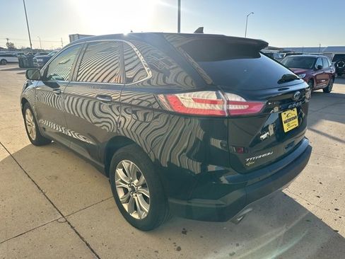 Used 2024 Ford Edge Titanium image 5