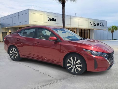 Certified 2024 Nissan Sentra SV w/ SV Premium Package FWD image 9