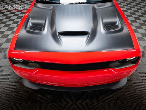 Used 2015 Dodge Challenger SRT Hellcat RWD image 36