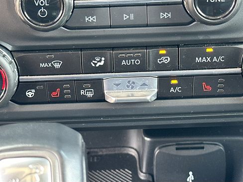 Used 2025 Ford Bronco Badlands AWD/4WD image 20