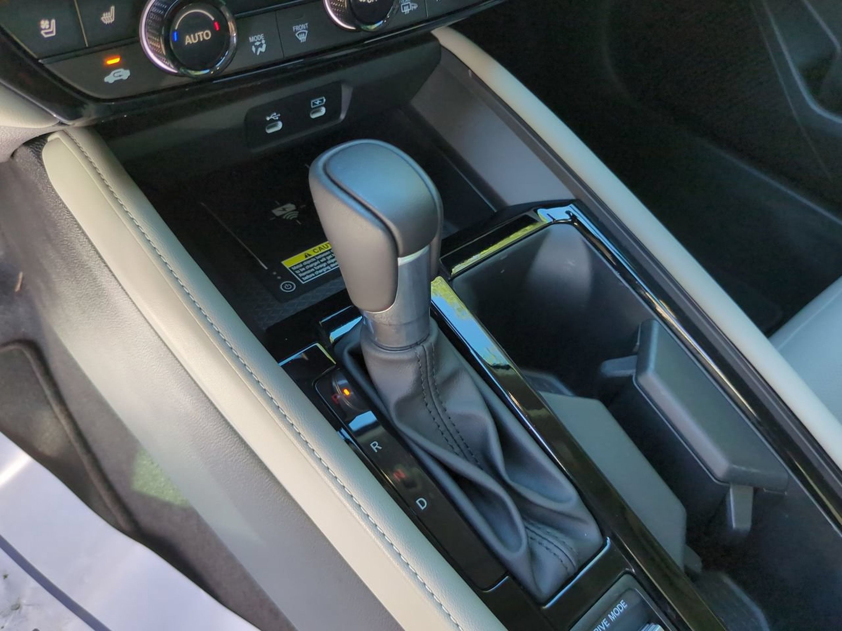 Used 2024 Honda Accord Touring image 15