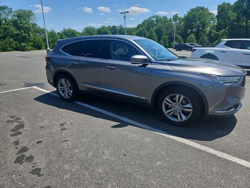 Certified 2024 Acura MDX SH-AWD image 2