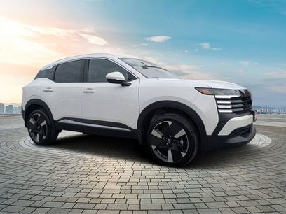 New 2025 Nissan Kicks SR