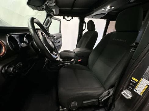 Used 2021 Jeep Wrangler Unlimited Sahara w/ Safety Group image 17