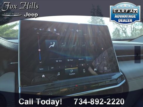 Used 2022 Jeep Compass Limited image 20