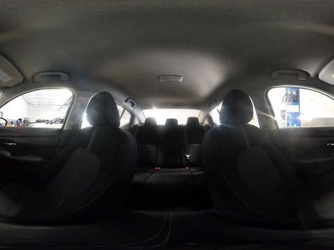 Used 2025 Nissan Sentra SV image 41