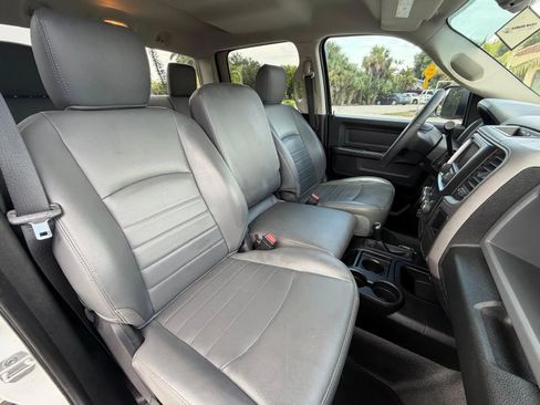 Used 2014 RAM 2500 Tradesman w/ Chrome Appearance Group AWD/4WD image 21