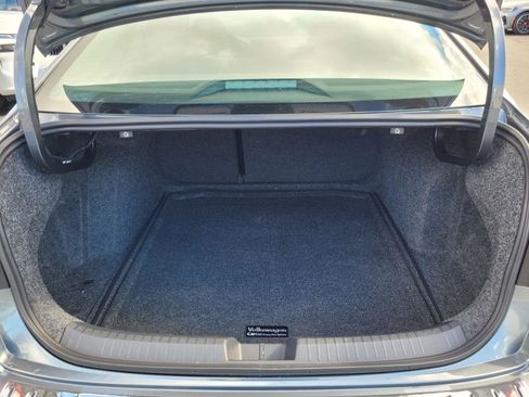 New 2026 Volkswagen Jetta SE image 19