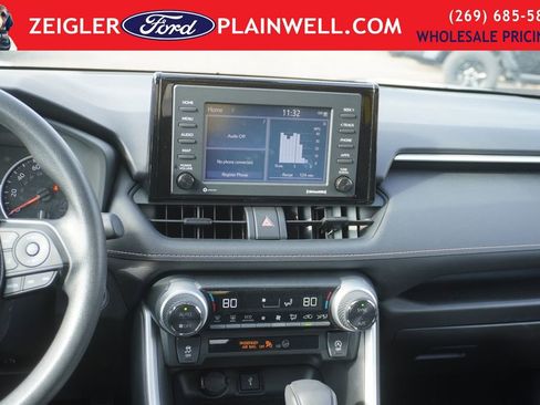 Used 2021 Toyota RAV4 XLE w/ Convenience Package image 15