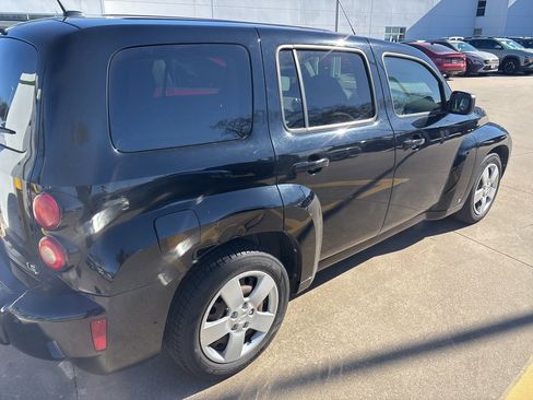 Used 2008 Chevrolet HHR LS image 3