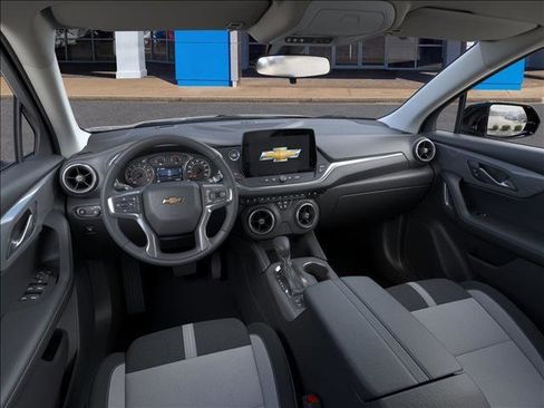 New 2025 Chevrolet Blazer LT w/ Midnight/Sport Edition image 15