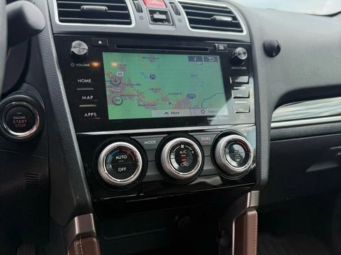 Used 2017 Subaru Forester 2.5i Touring AWD/4WD image 12