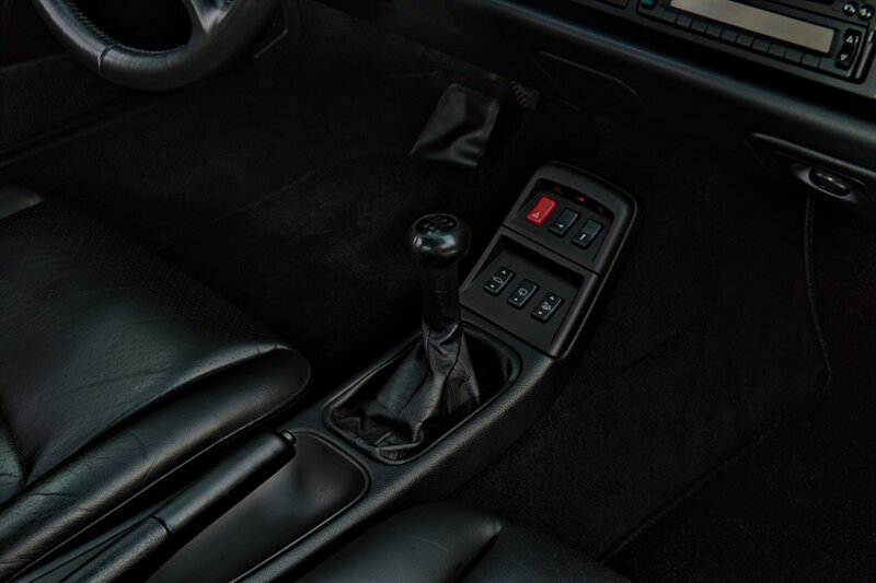 Used 1996 Porsche 911 Carrera RWD image 38