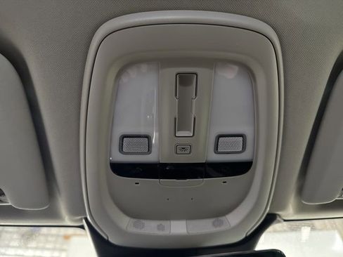 Certified 2023 Volvo XC60 B5 Plus w/ Climate Package image 20