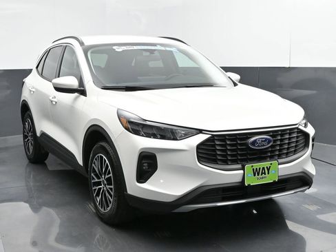 New 2024 Ford Escape SE FWD image 9